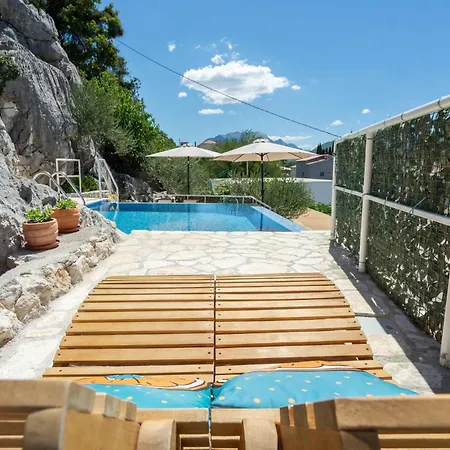 Holiday home Amazing In With Wifi