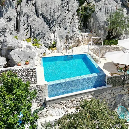 Amazing In With Wifi Holiday home Kostanje